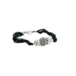 armband av sidenband